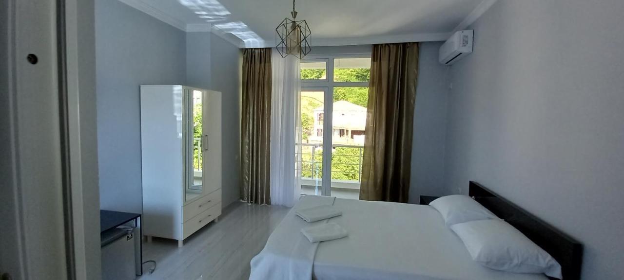 Guest House Marineza Gonio Buitenkant foto