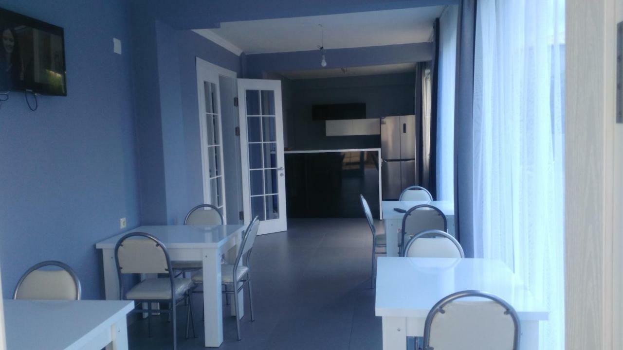Guest House Marineza Gonio Buitenkant foto